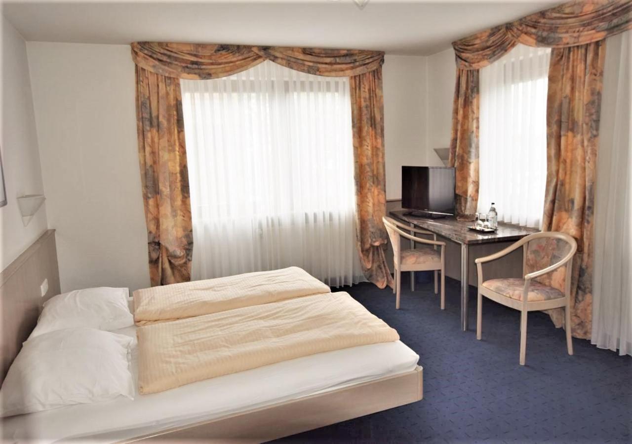Hotel Alena - Kontaktlos Check-In Фильдерштадт Экстерьер фото