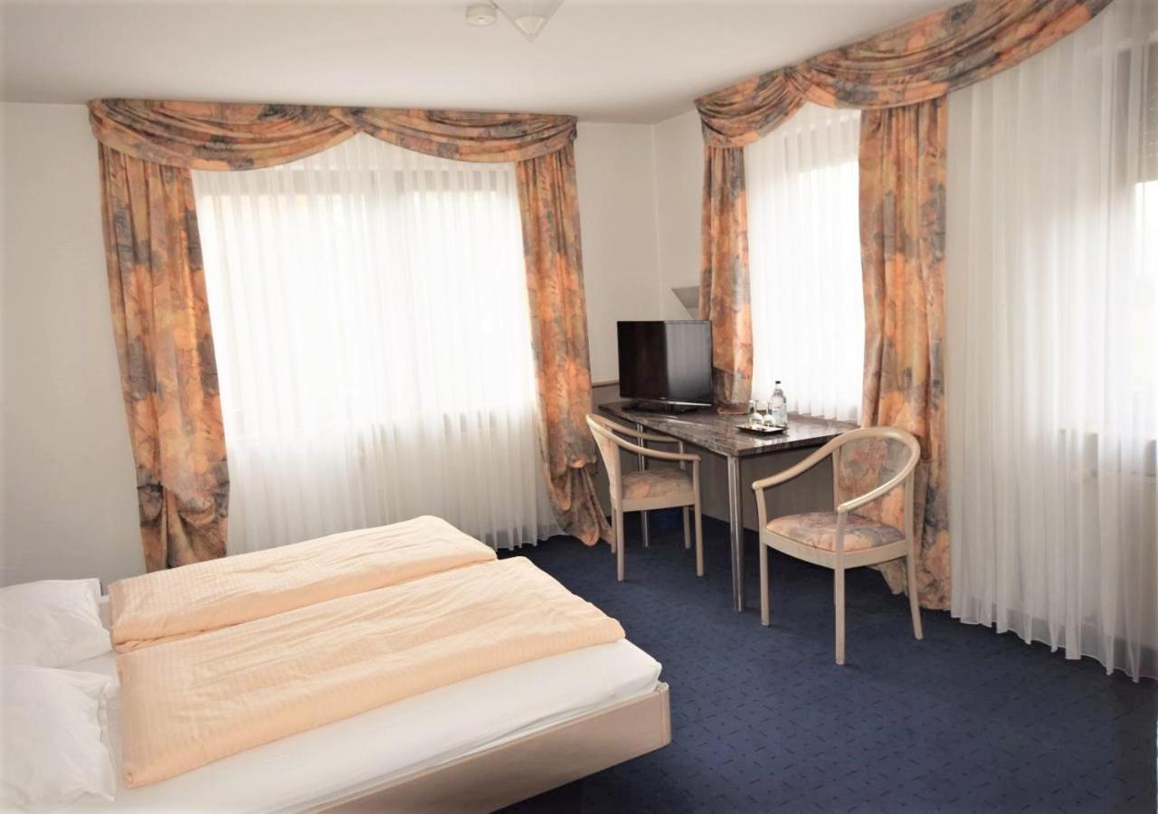 Hotel Alena - Kontaktlos Check-In Фильдерштадт Экстерьер фото