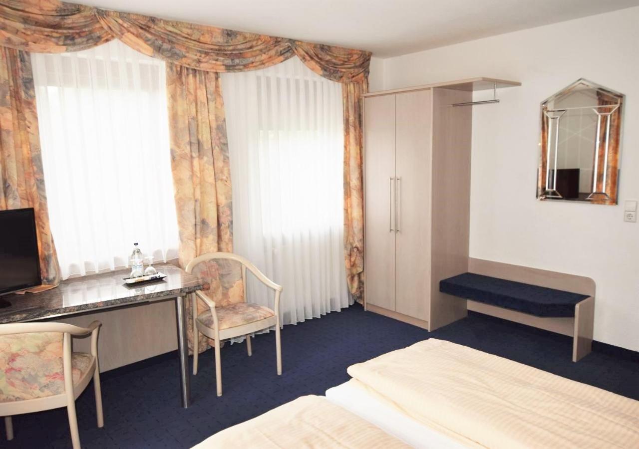 Hotel Alena - Kontaktlos Check-In Фильдерштадт Экстерьер фото